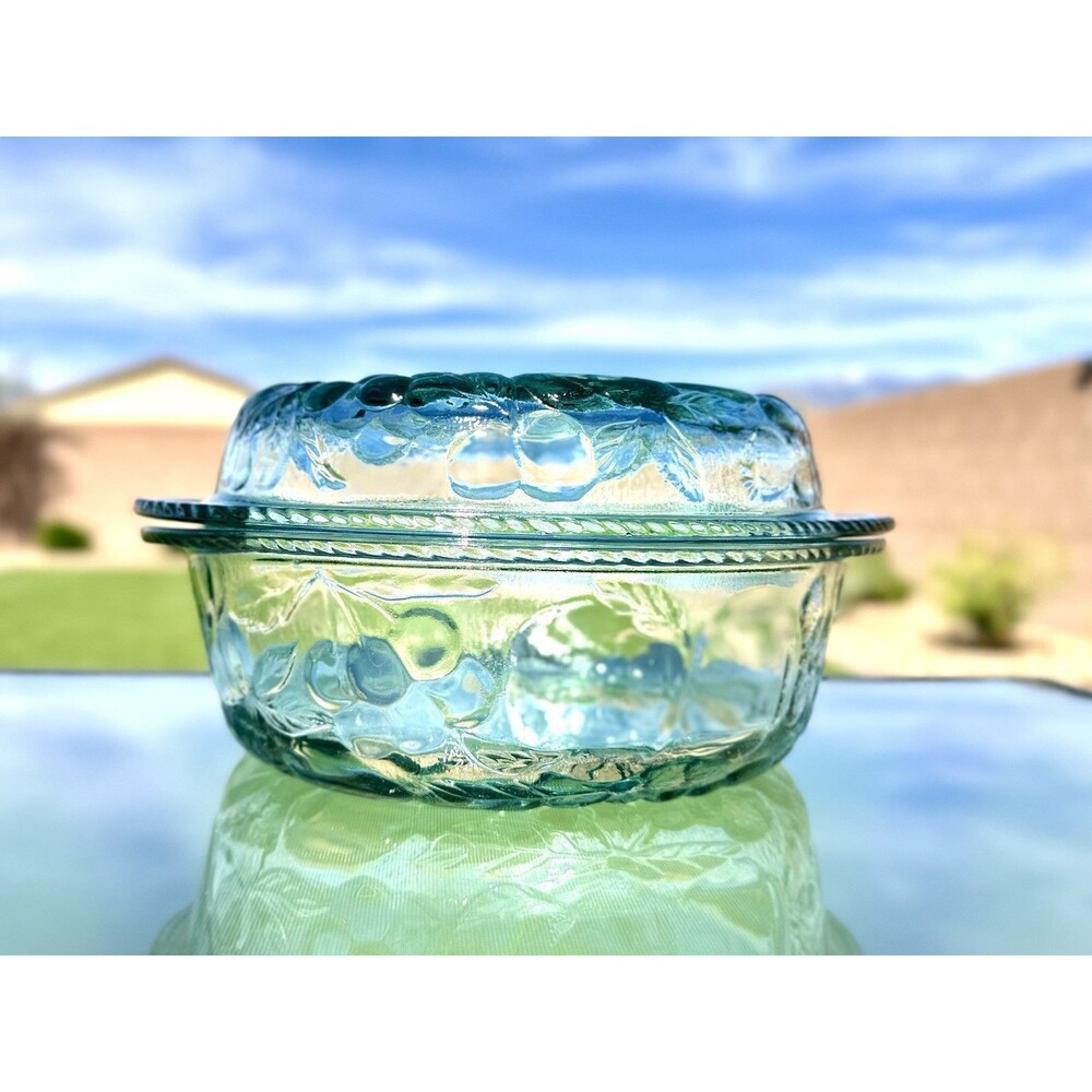 Libbey Orchard Fruit Green Glass 3 QT Casserole Baking Dish Pie Lid Ovenware